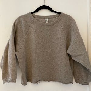 Alo cropped sweatshirt in taupe